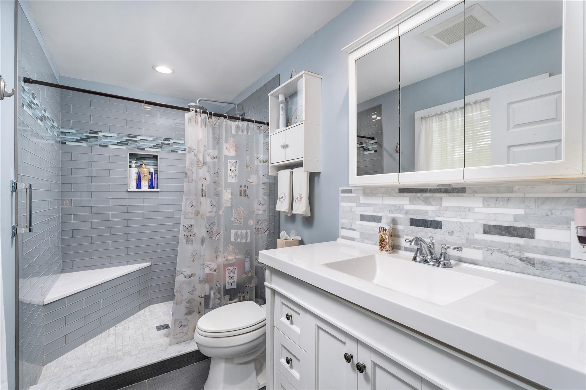 Single Family Debbie  Suffolk County, NY 11776, MLS-866930-36