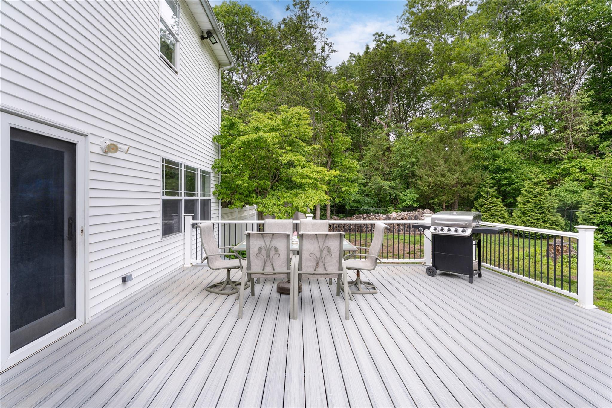 Single Family Debbie  Suffolk County, NY 11776, MLS-866930-39