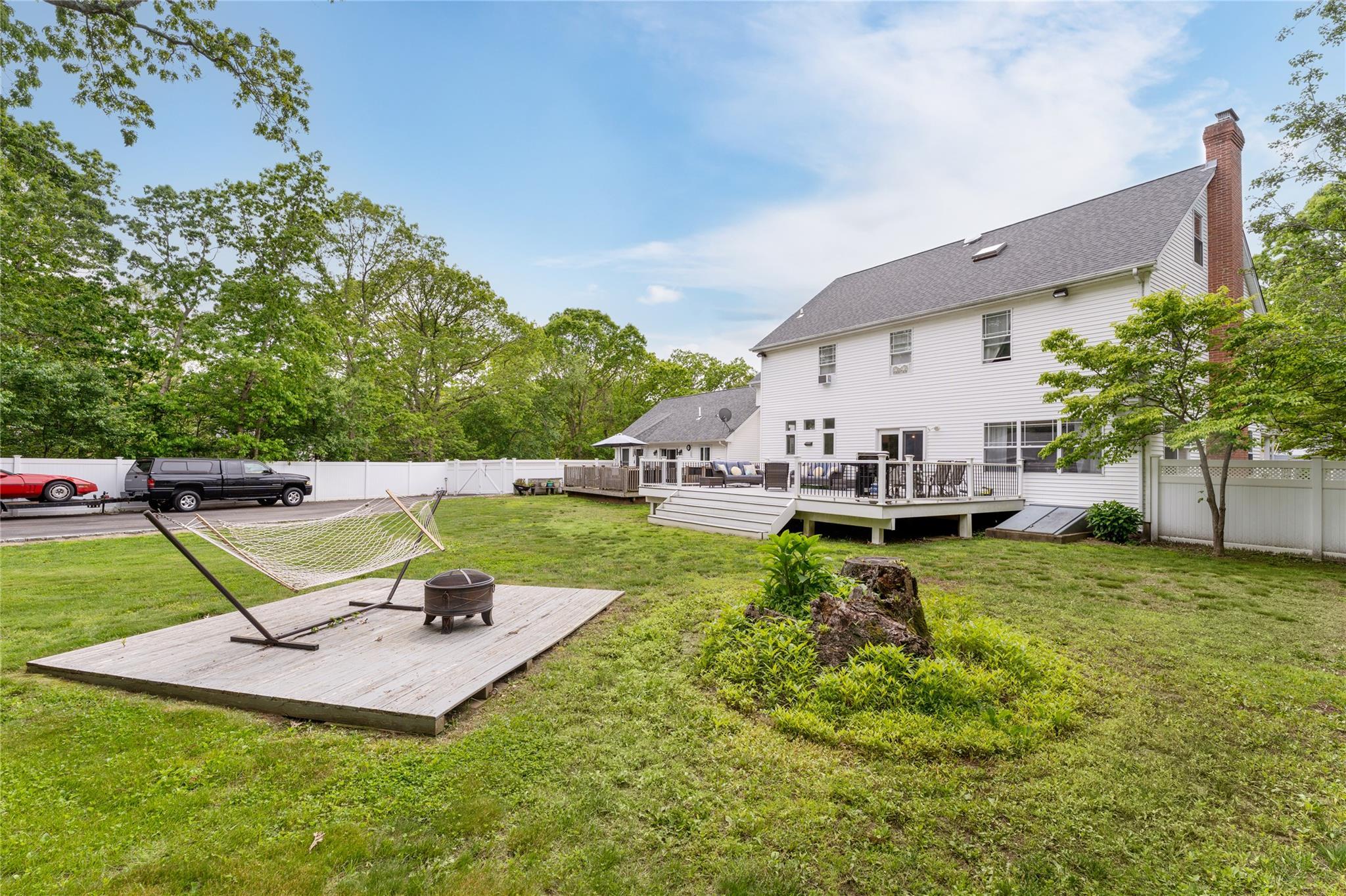 Single Family Debbie  Suffolk County, NY 11776, MLS-866930-41
