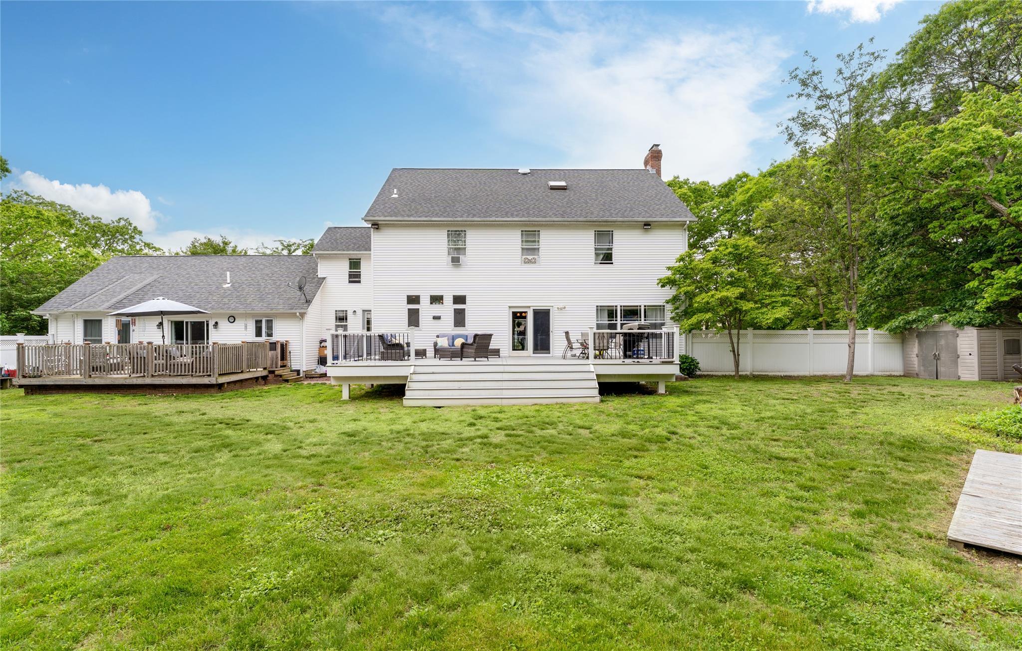 Single Family Debbie  Suffolk County, NY 11776, MLS-866930-7
