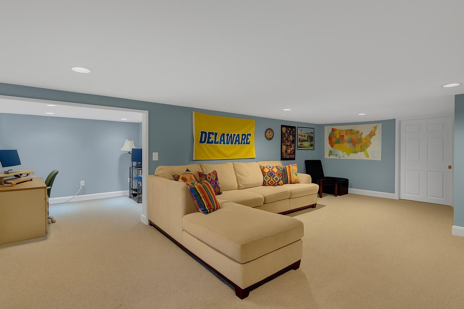 Single Family Fairfax  Nassau County, NY 11758, MLS-866938-9