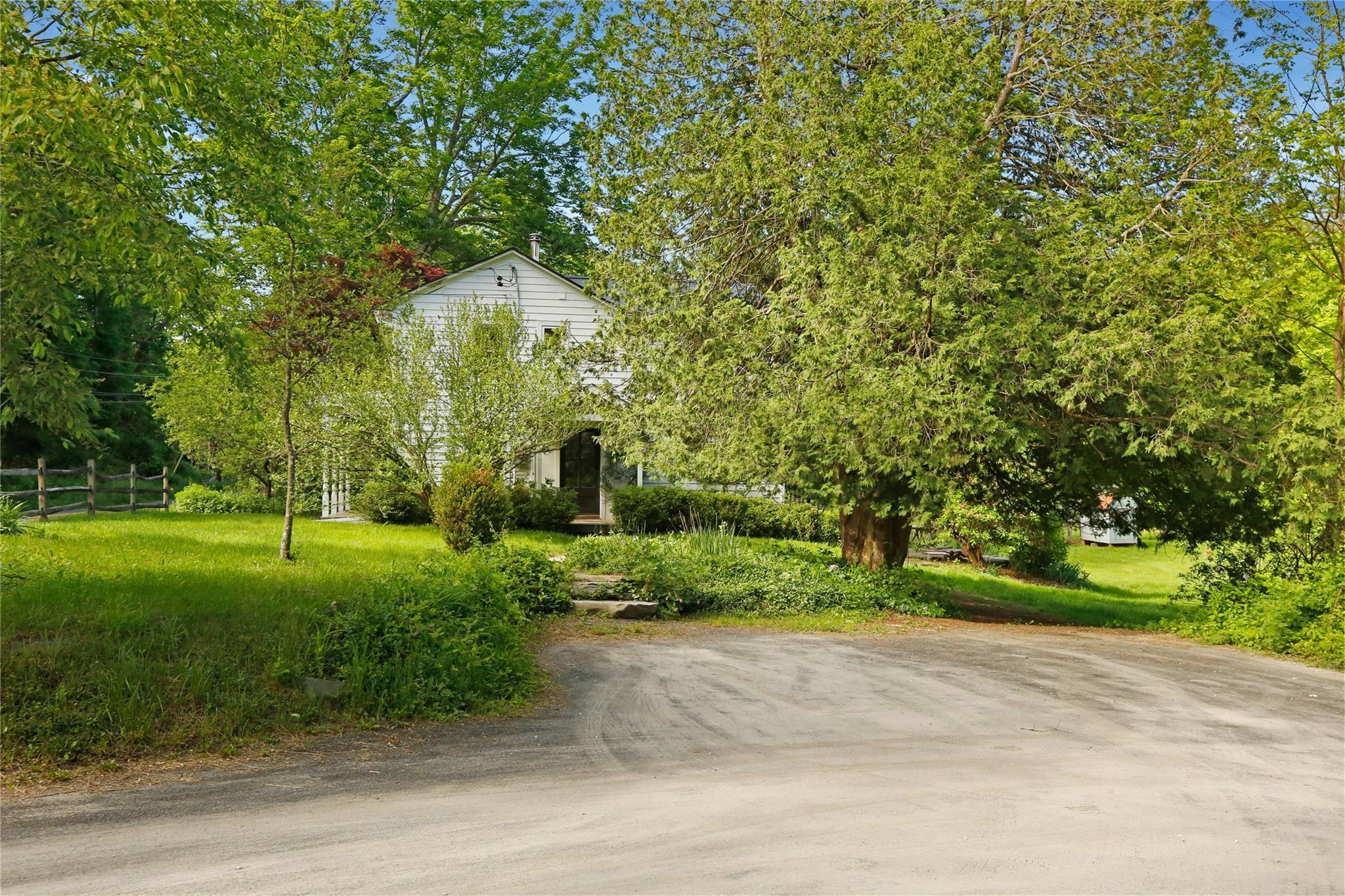 Single Family Sawkill  Ulster County, NY 12401, MLS-866940-34
