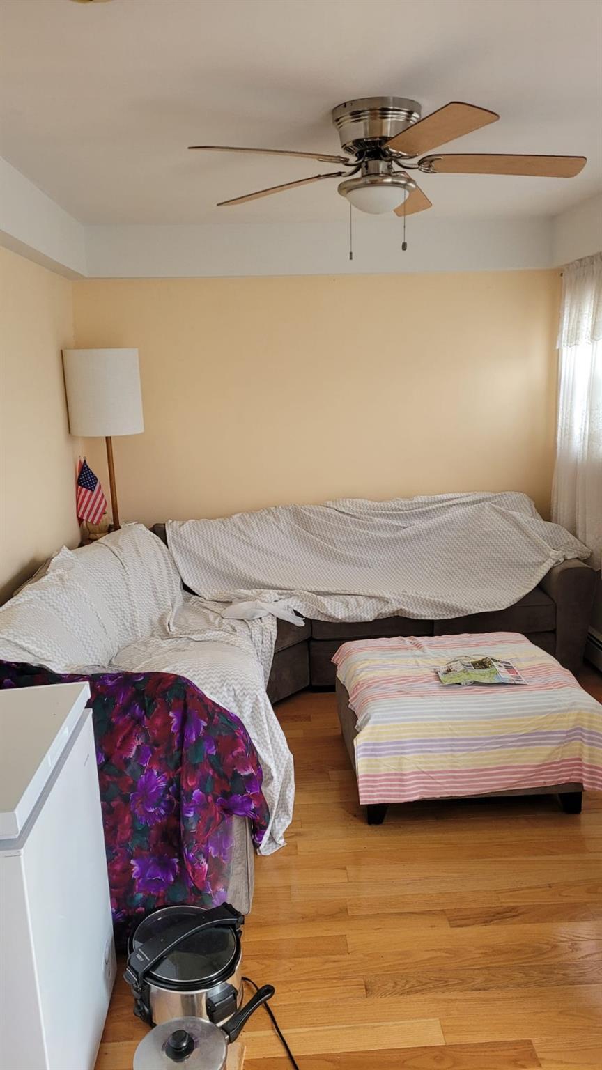 Single Family W 15th Rd  Queens, NY 11693, MLS-866944-4