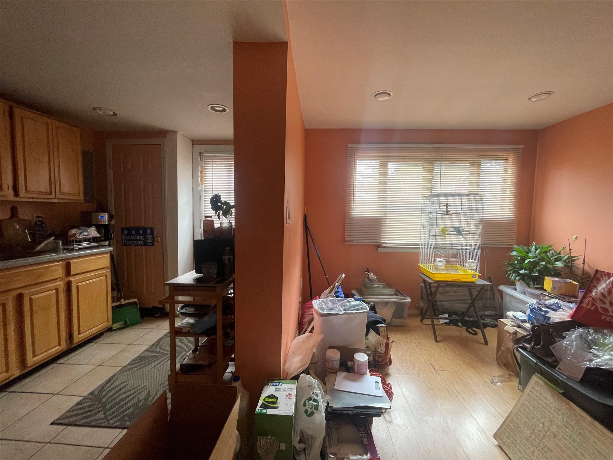Single Family 214th  Bronx, NY 10469, MLS-866946-10