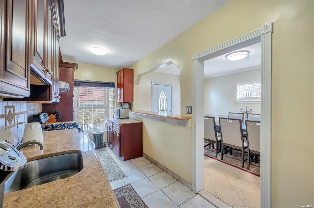 Single Family 47th  Queens, NY 11105, MLS-866959-11