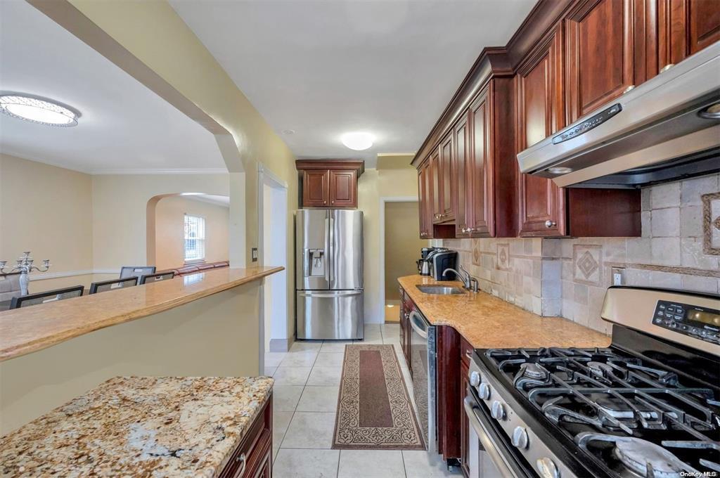 Single Family 47th  Queens, NY 11105, MLS-866959-14
