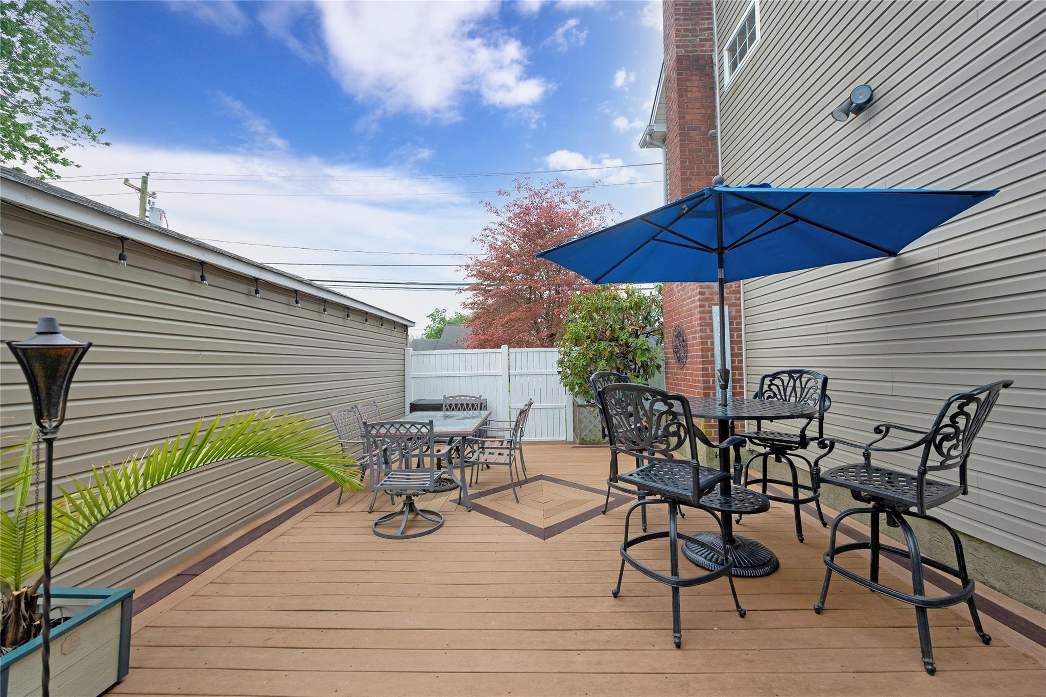 Single Family Pollok  Nassau County, NY 11801, MLS-866978-4