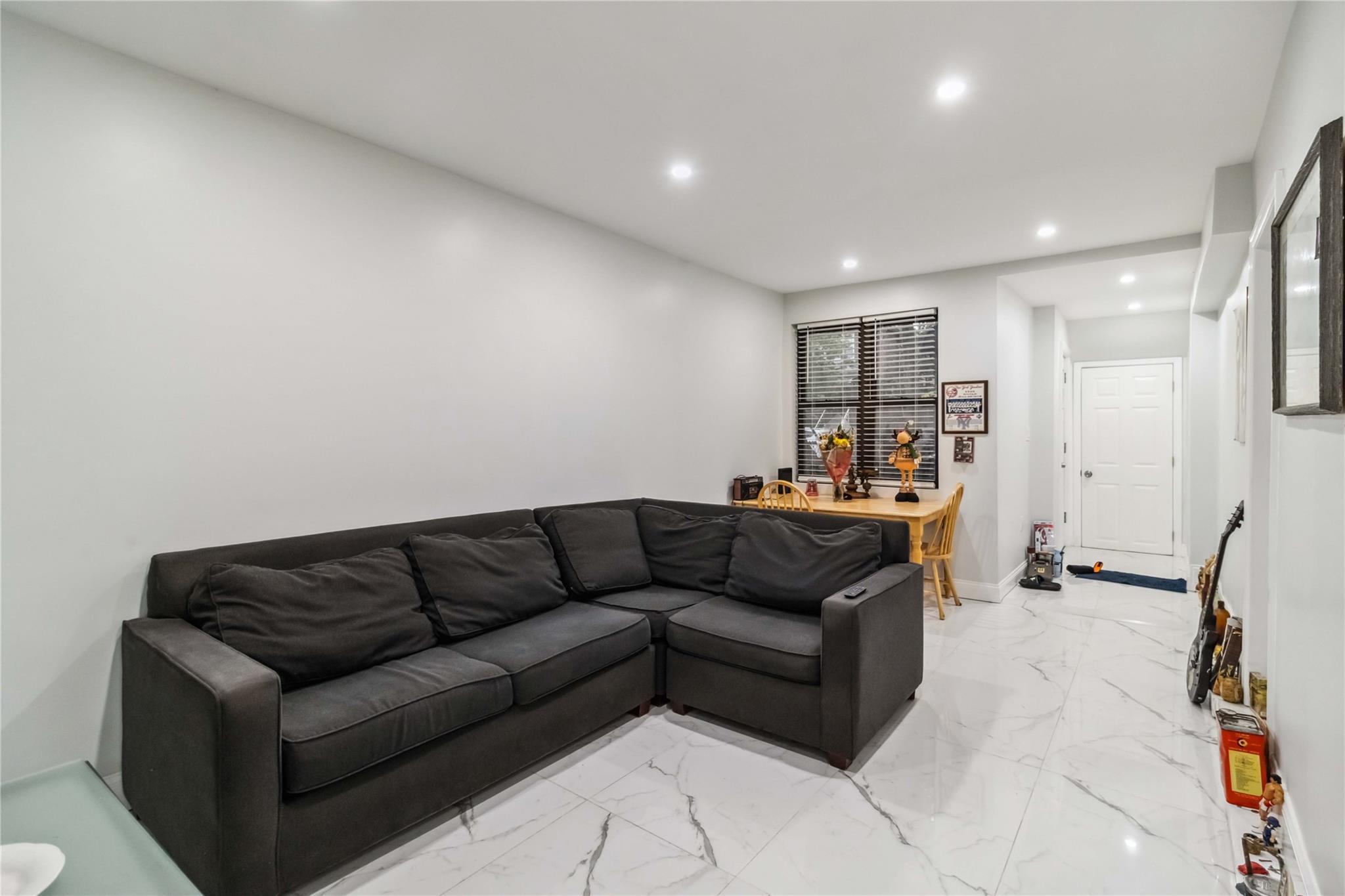 Single Family Pierce  Bronx, NY 10462, MLS-866982-17