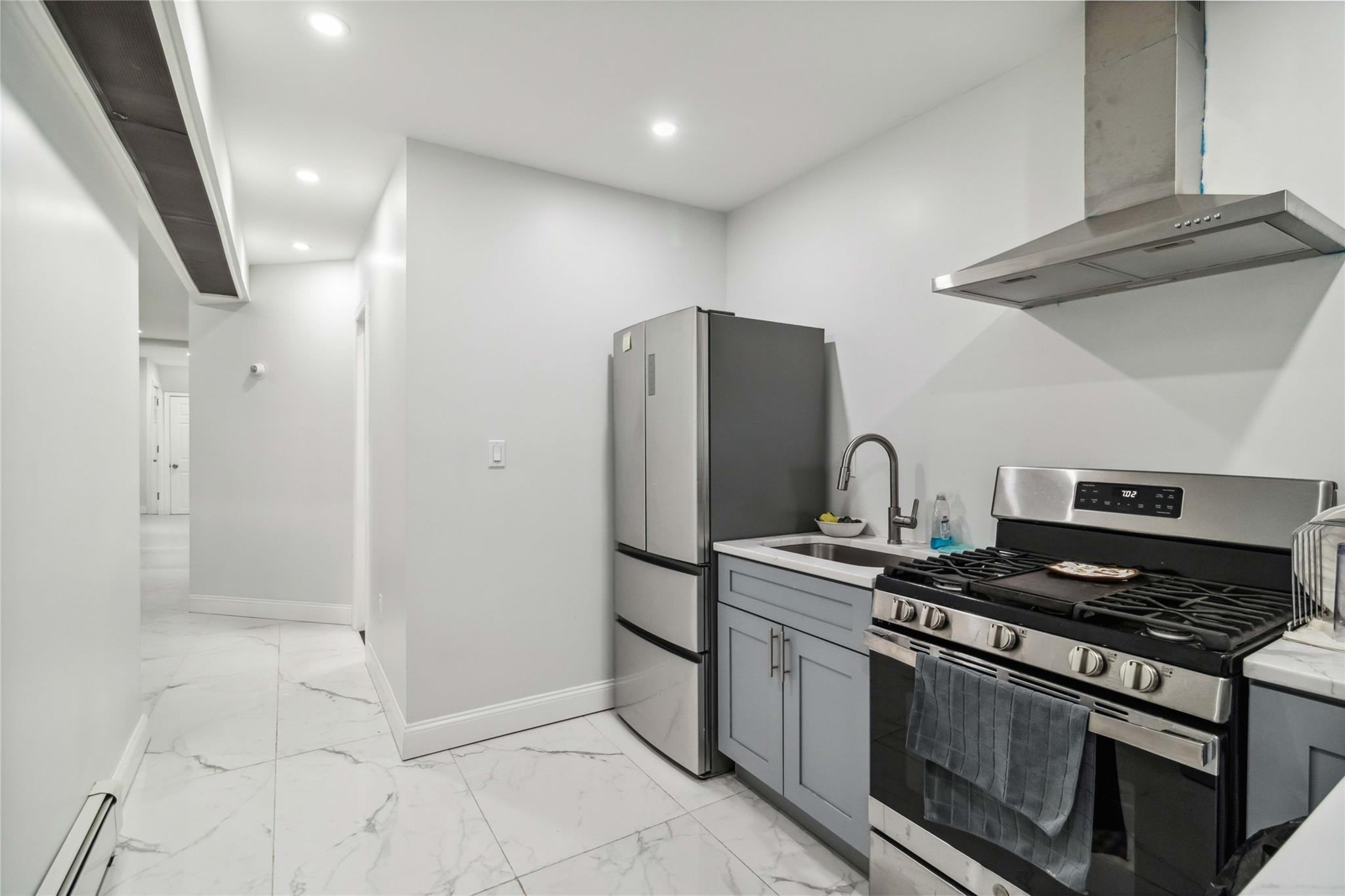 Single Family Pierce  Bronx, NY 10462, MLS-866982-22