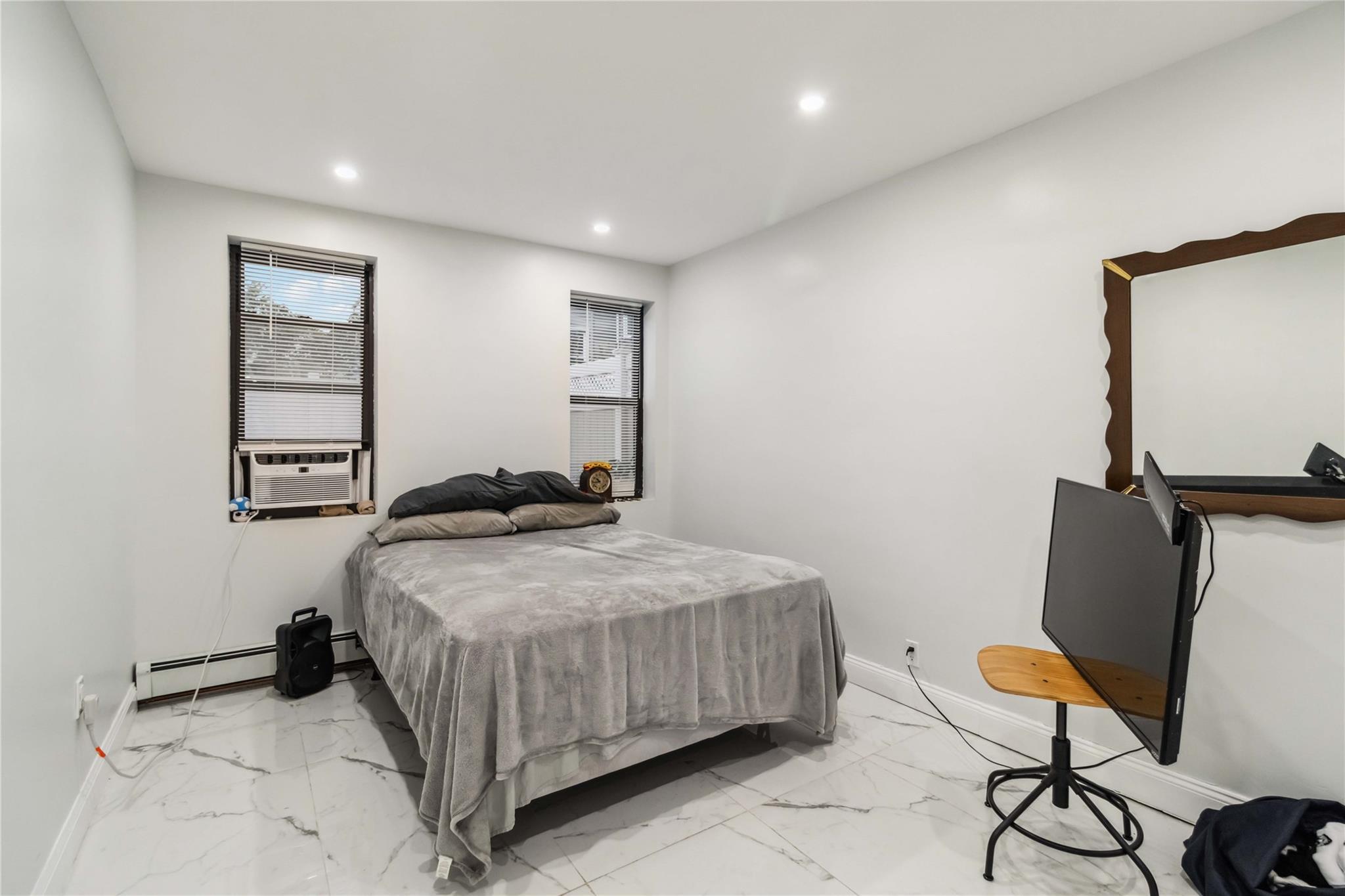 Single Family Pierce  Bronx, NY 10462, MLS-866982-23