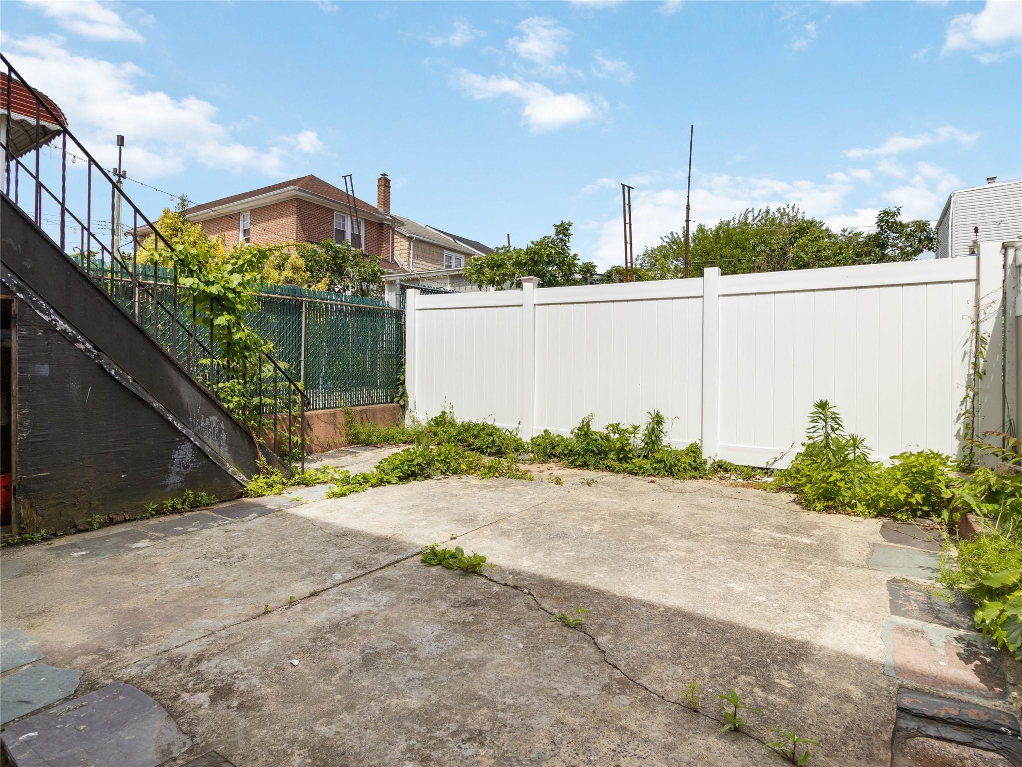 Single Family Pierce  Bronx, NY 10462, MLS-866982-28