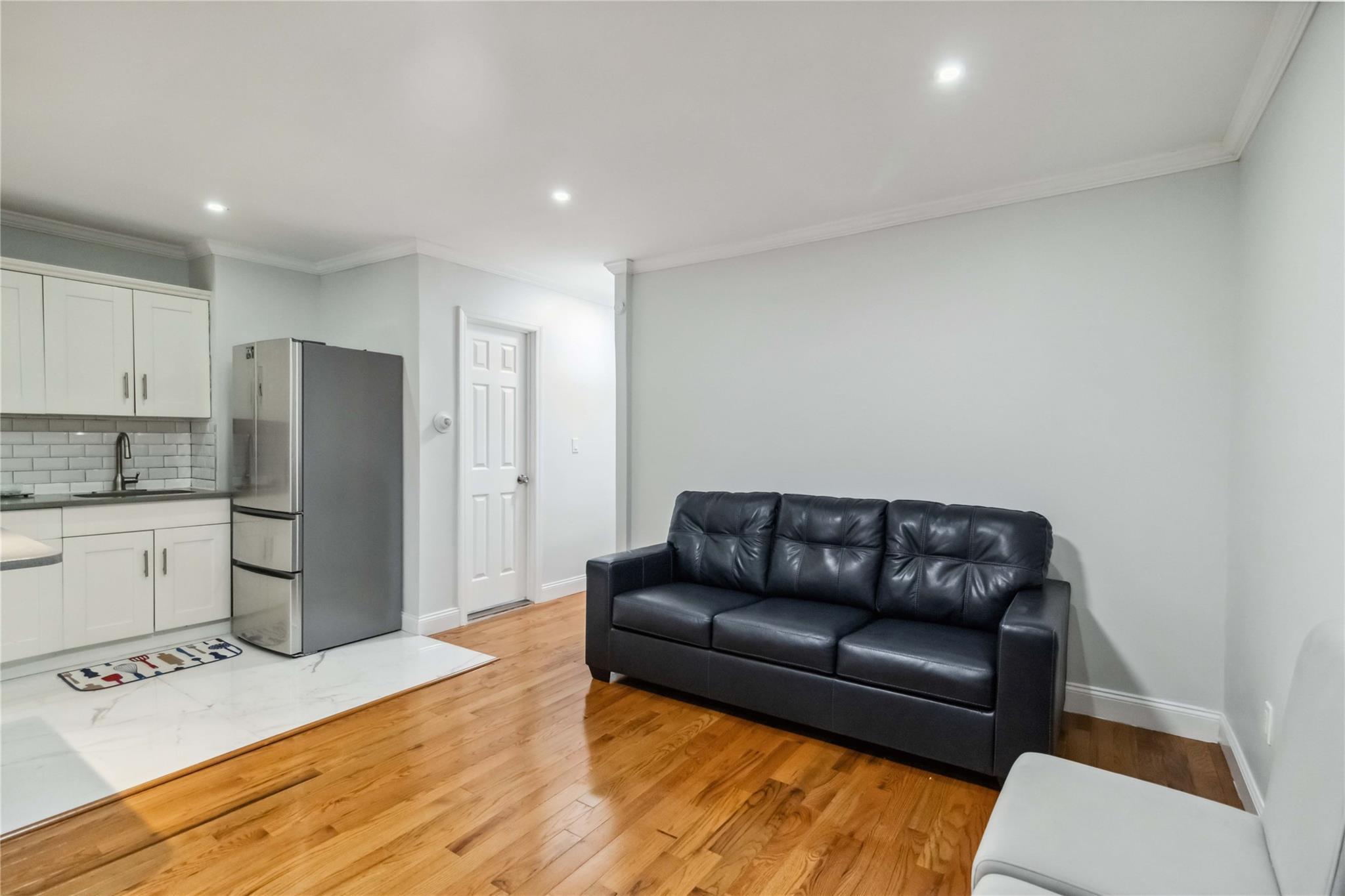 Single Family Pierce  Bronx, NY 10462, MLS-866982-9