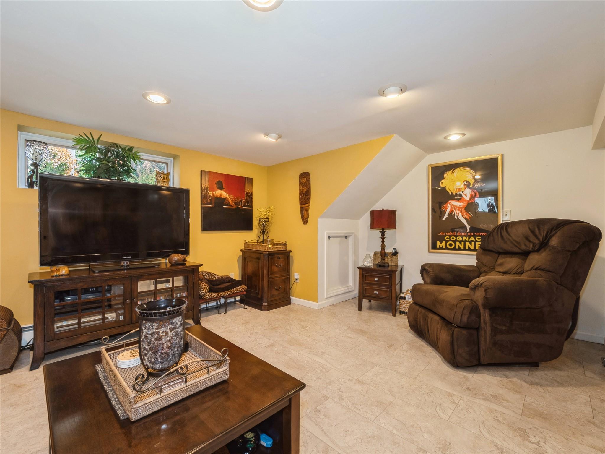 Single Family Wedgewood  Dutchess County, NY 12524, MLS-866984-31