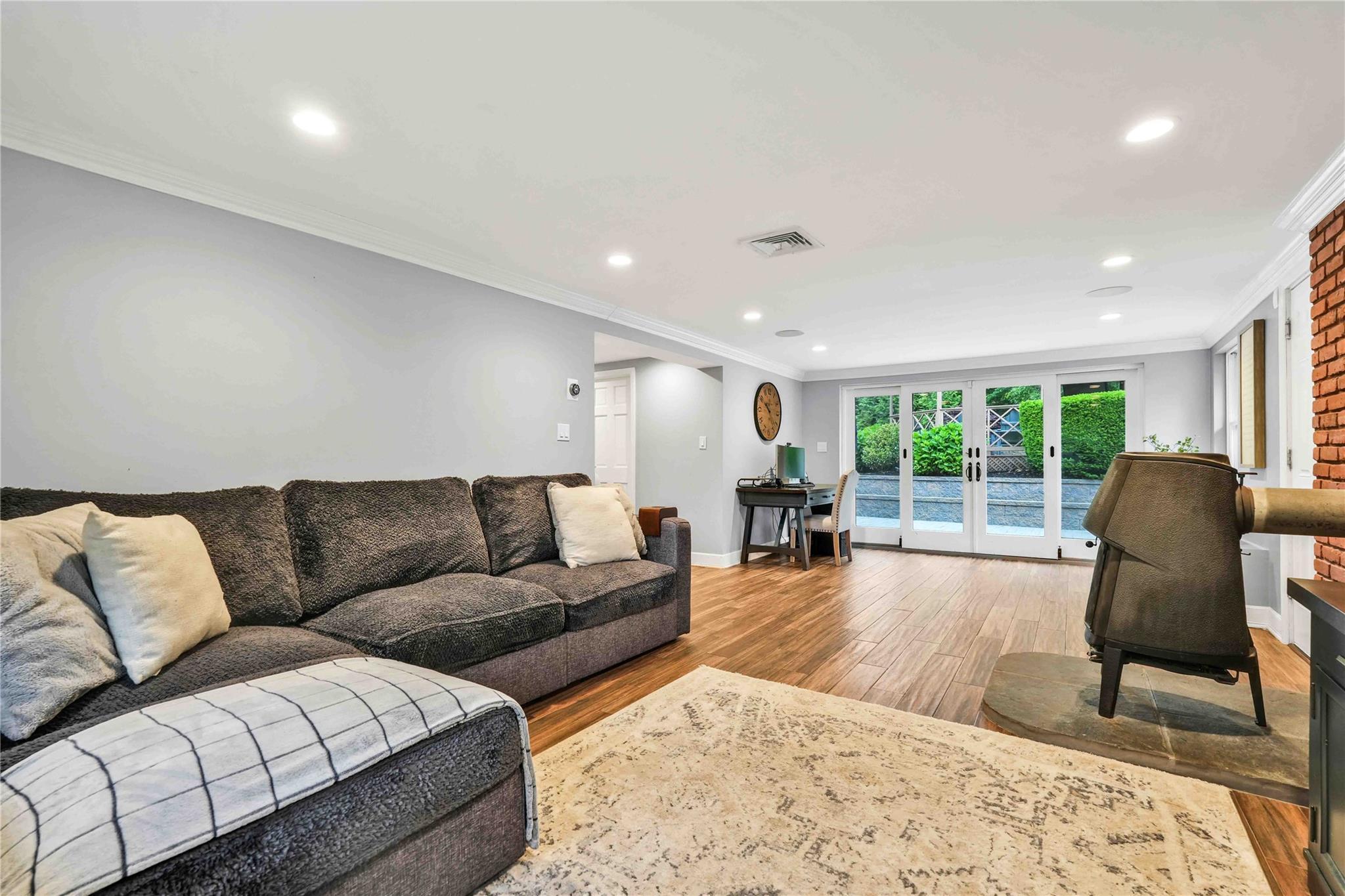 Single Family Bankside  Suffolk County, NY 11721, MLS-866995-22