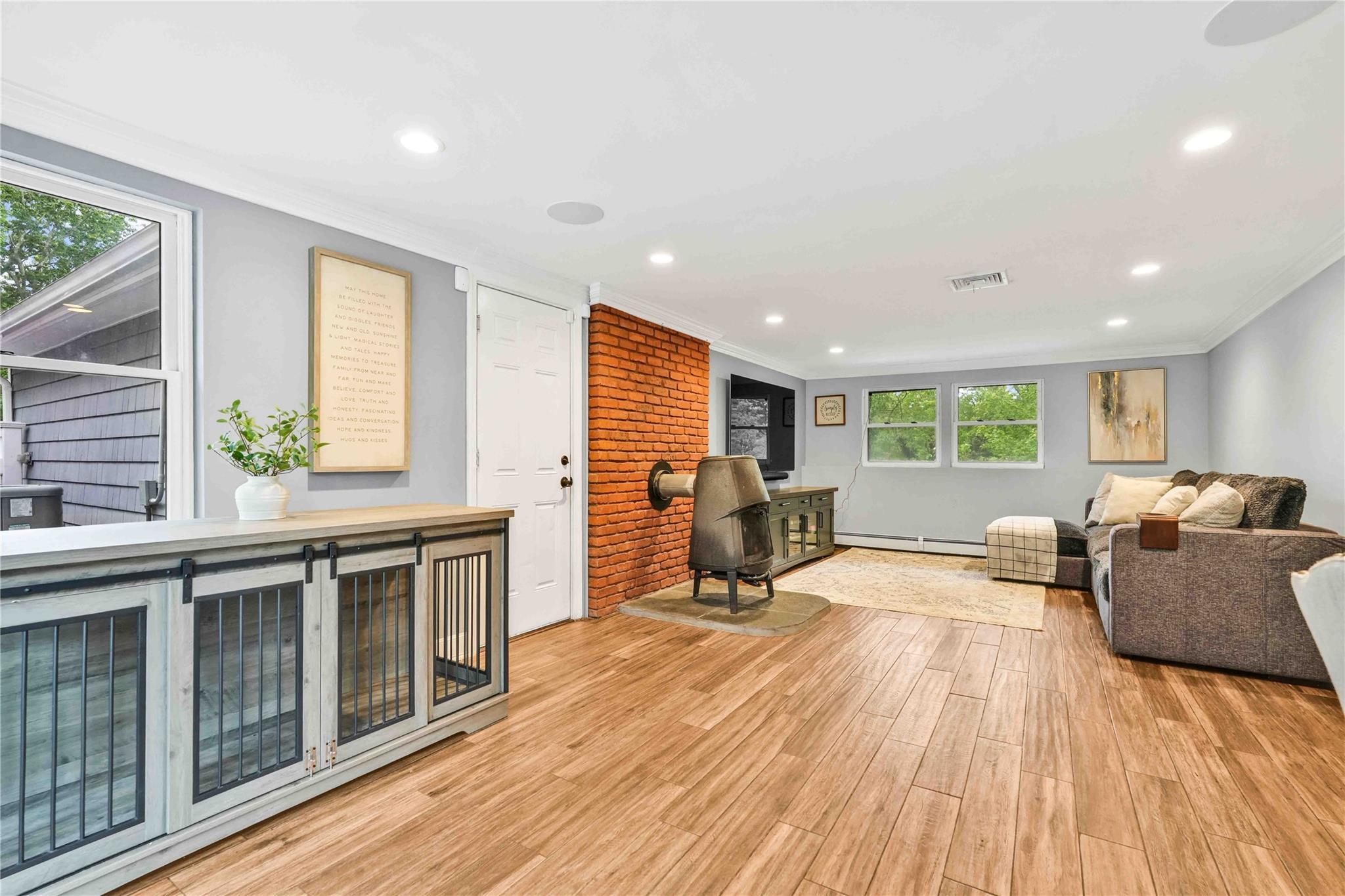 Single Family Bankside  Suffolk County, NY 11721, MLS-866995-23
