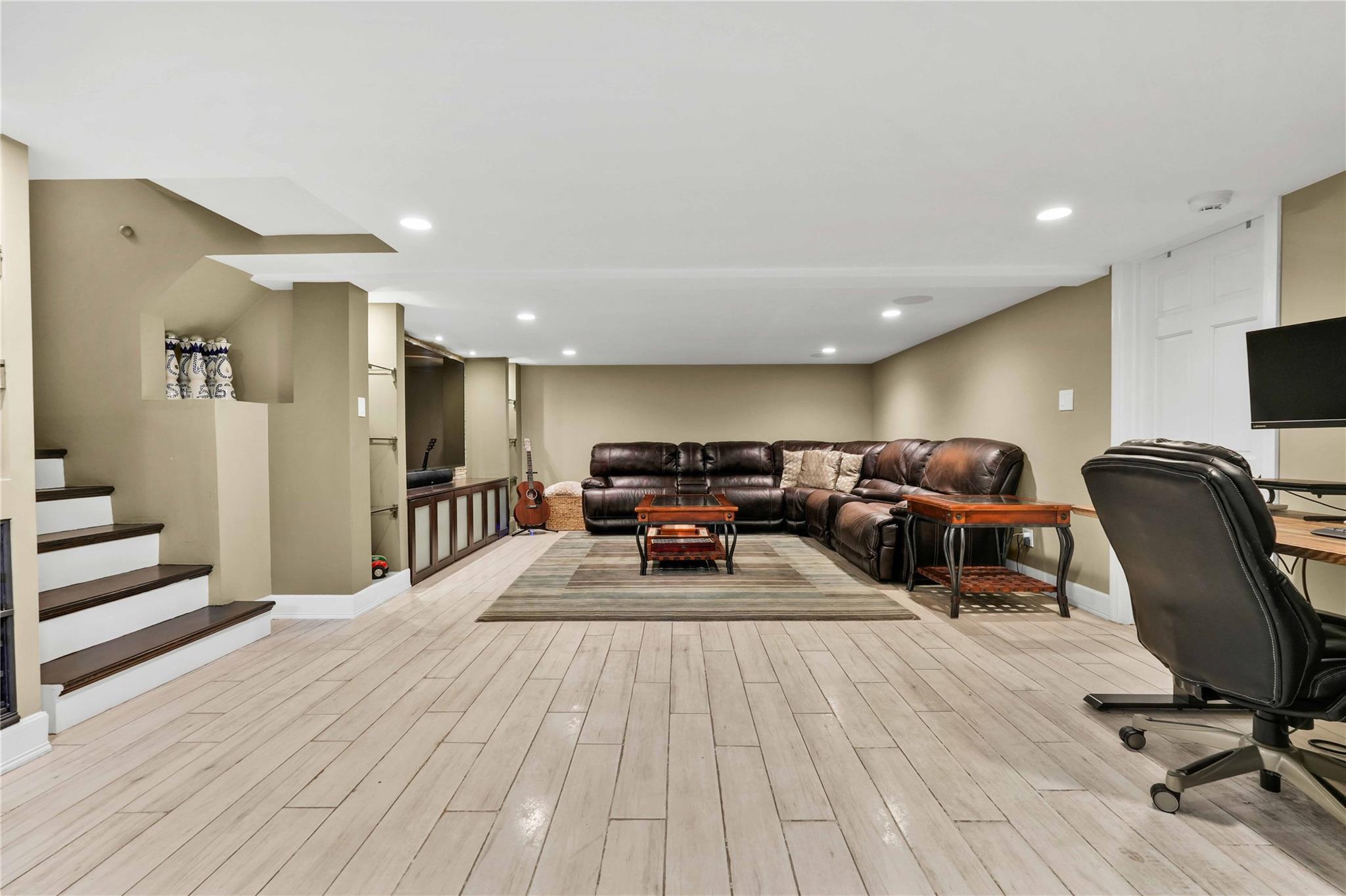 Single Family Bankside  Suffolk County, NY 11721, MLS-866995-28