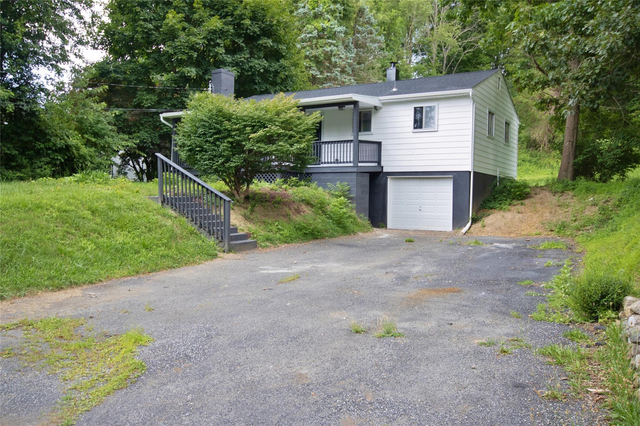 Single Family Tiger Dutchess County, NY 12533, MLS-867013-12