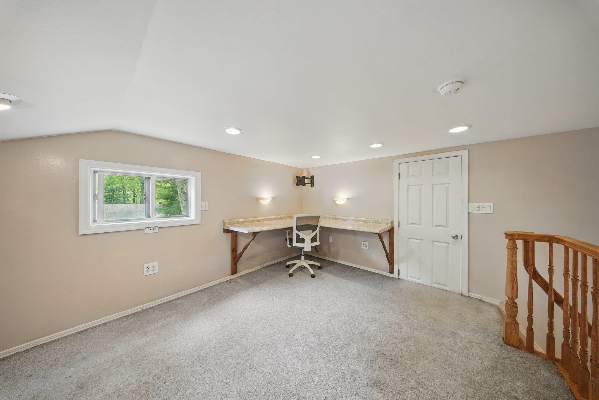 Single Family Oak  Sullivan County, NY 12790, MLS-867018-25