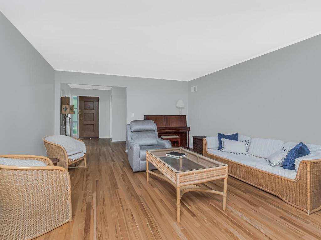Single Family Winding Brook  Westchester County, NY 10804, MLS-867019-12