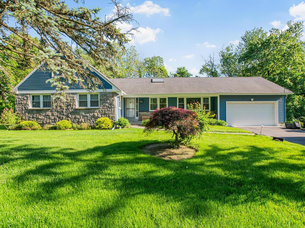 Single Family Winding Brook  Westchester County, NY 10804, MLS-867019-35