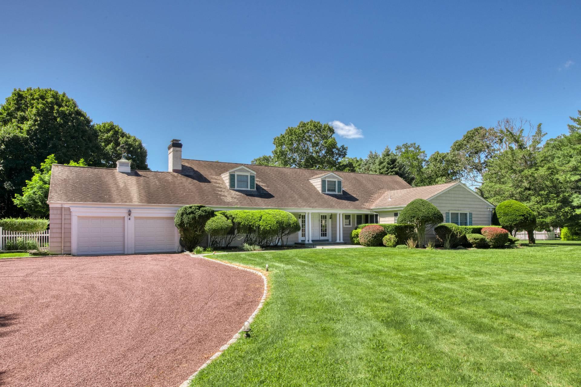 Single Family South  Suffolk County, NY 11978, MLS-867041-2