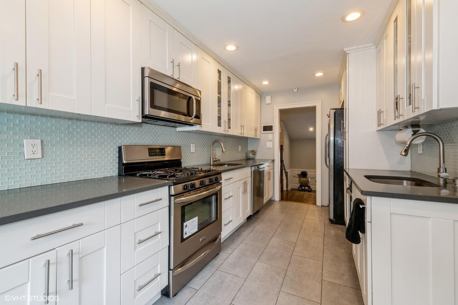 Single Family Dumont  Nassau County, NY 11581, MLS-867054-14
