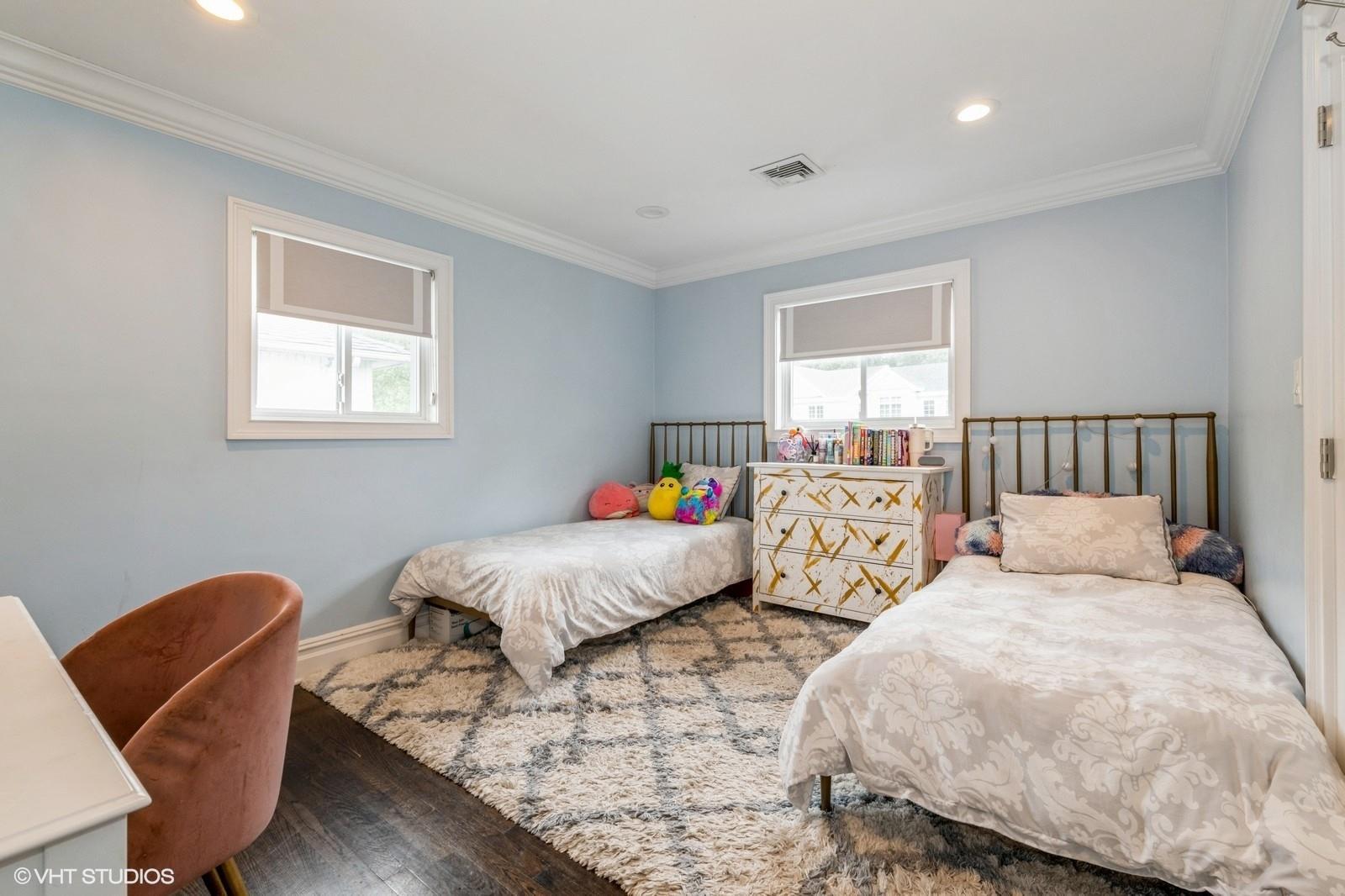 Single Family Dumont  Nassau County, NY 11581, MLS-867054-17