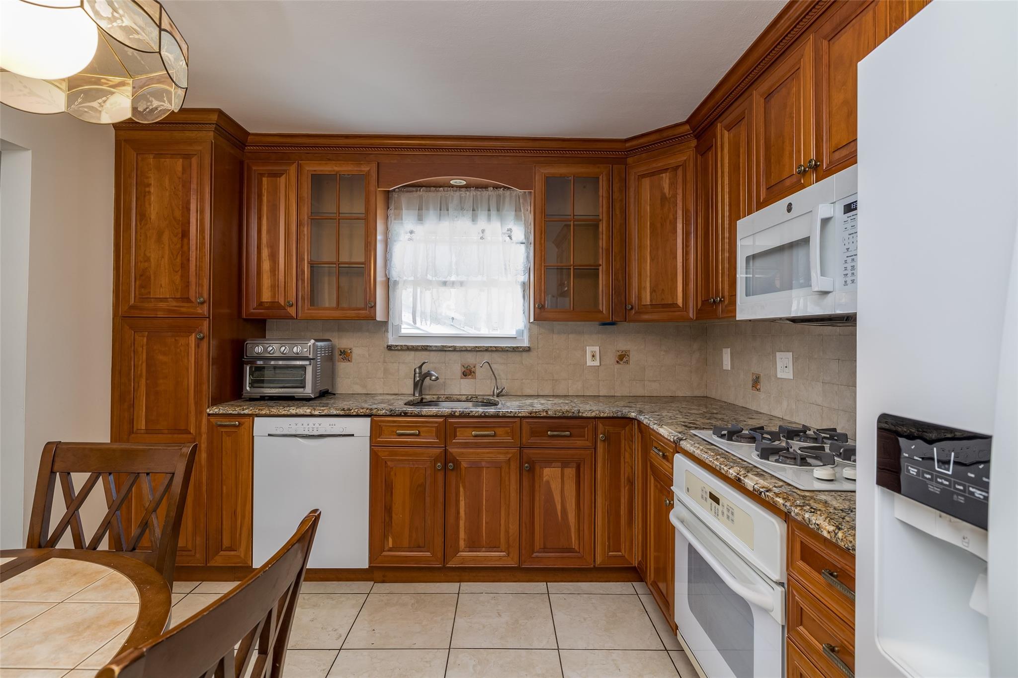 Single Family Long Beach  Nassau County, NY 11558, MLS-867081-10