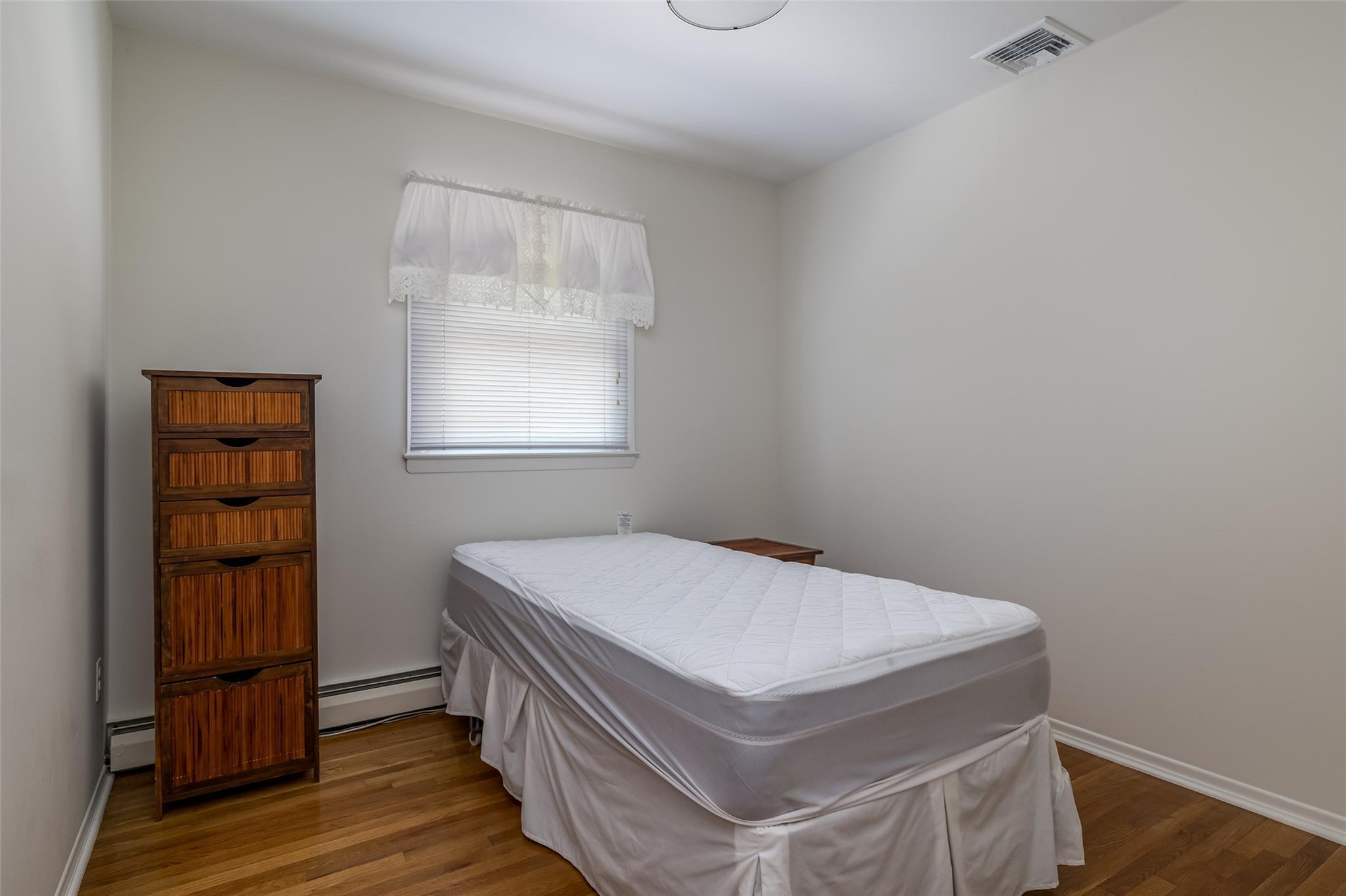 Single Family Long Beach  Nassau County, NY 11558, MLS-867081-13