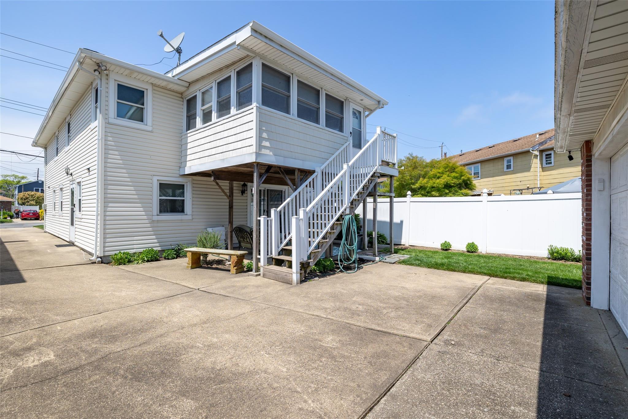 Single Family Long Beach  Nassau County, NY 11558, MLS-867081-18