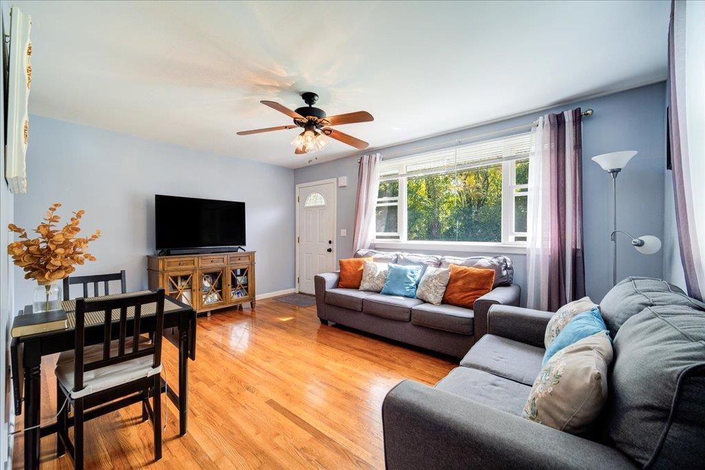 Single Family Booth  Dutchess County, NY 12590, MLS-867084-2