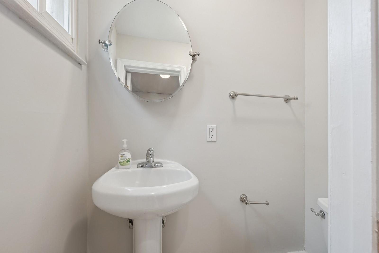Single Family Woodbine  Suffolk County, NY 11727, MLS-867092-22