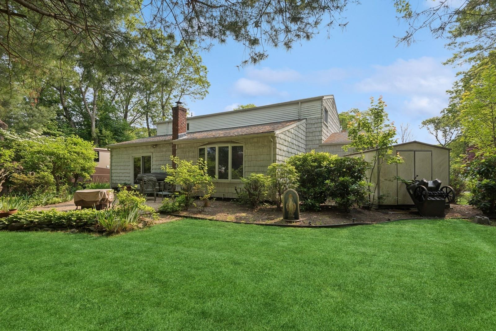 Single Family Woodbine  Suffolk County, NY 11727, MLS-867092-5