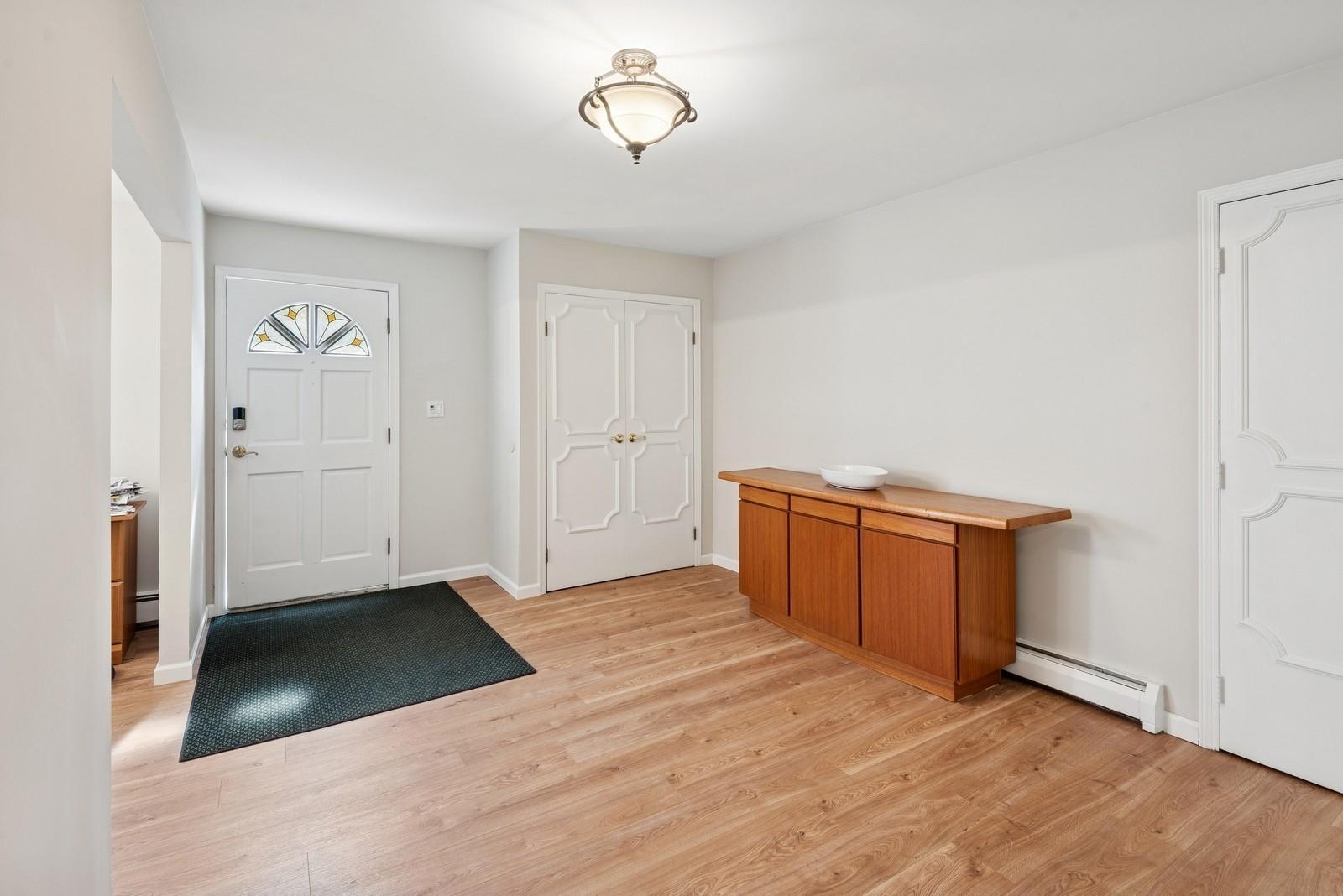 Single Family Woodbine  Suffolk County, NY 11727, MLS-867092-8