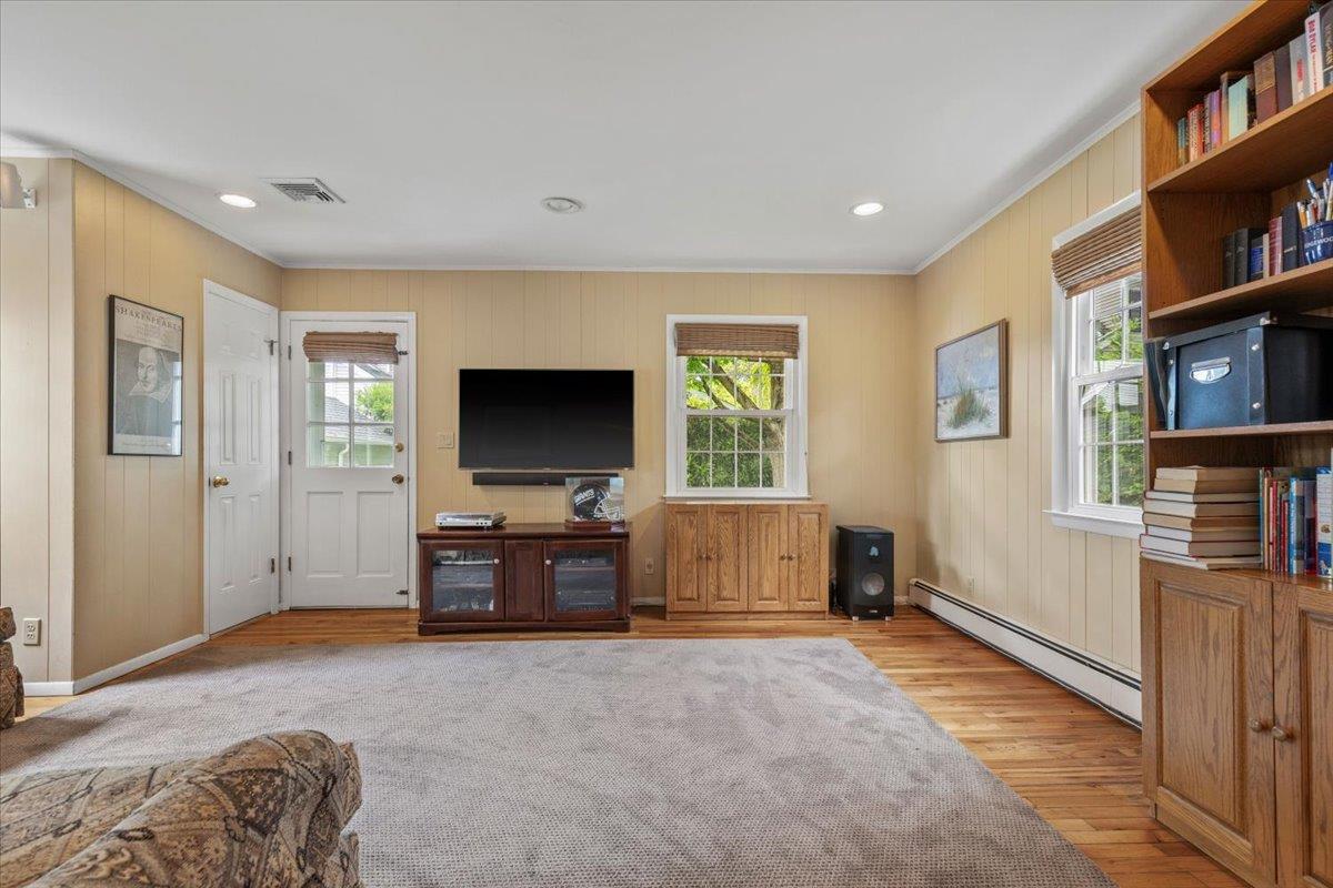 Single Family Sprague  Westchester County, NY 10583, MLS-867109-12