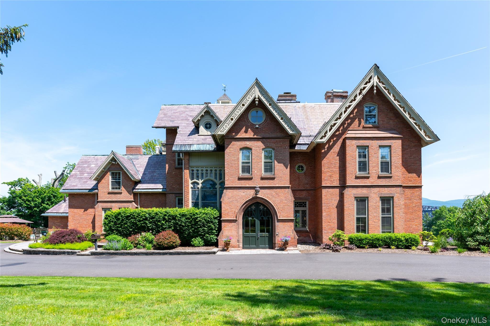 Single Family Grand  Orange County, NY 12550, MLS-867110-3