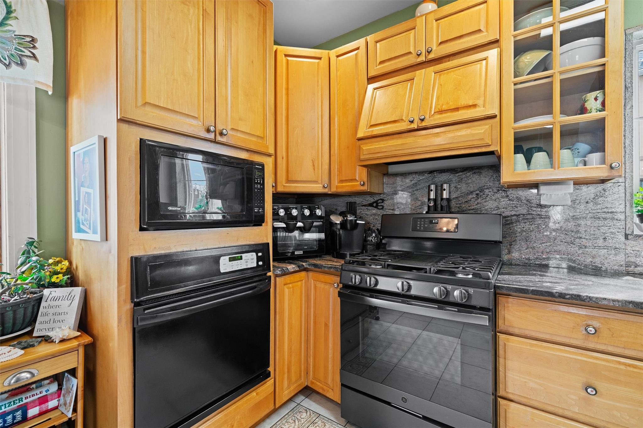 Single Family Kearney  Bronx, NY 10465, MLS-867128-16