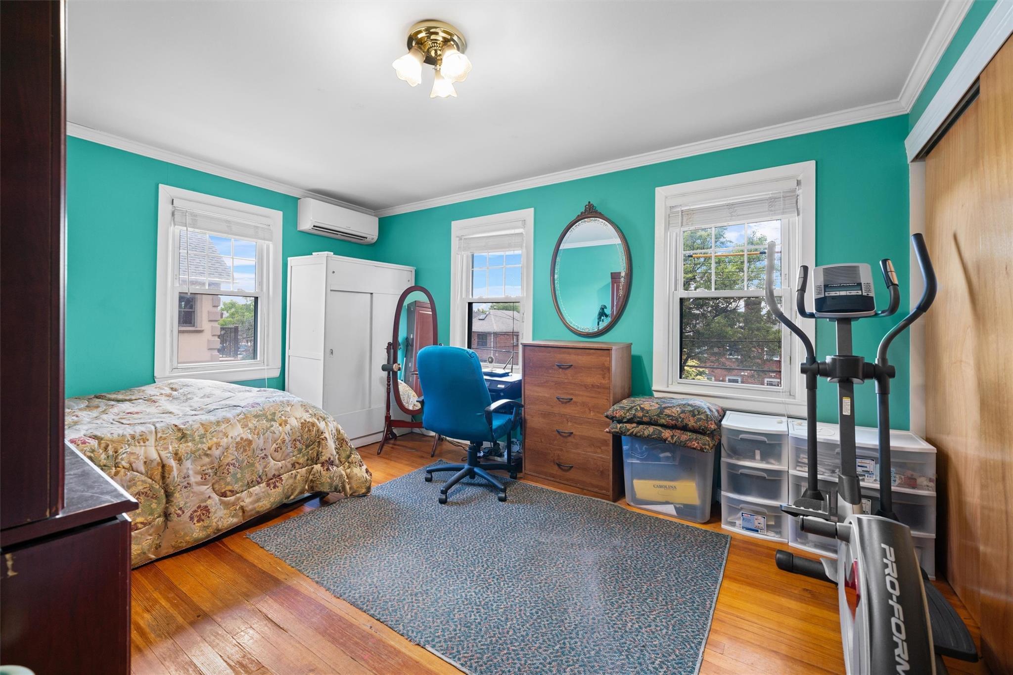 Single Family Kearney  Bronx, NY 10465, MLS-867128-25
