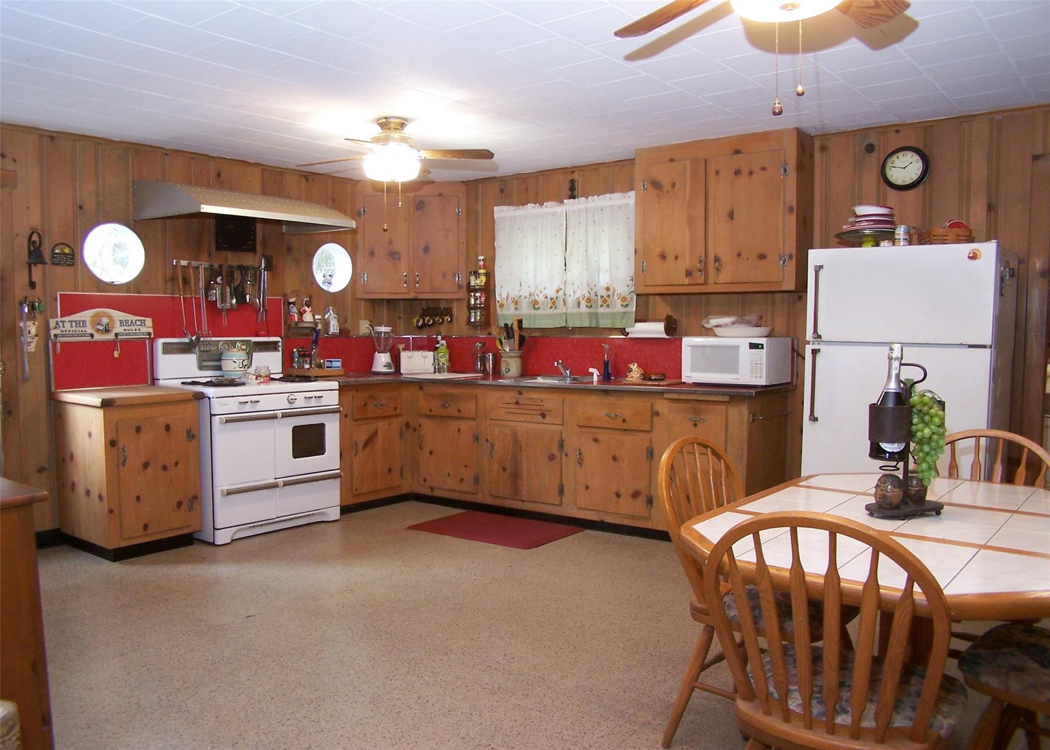 Single Family Friendship  Suffolk County, NY 11778, MLS-867152-4