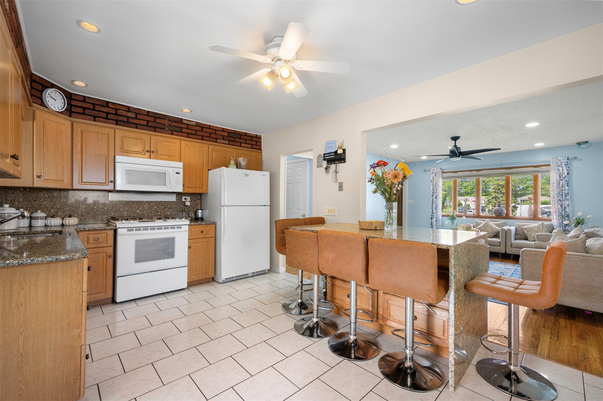Single Family Westgate  Nassau County, NY 11762, MLS-867165-4