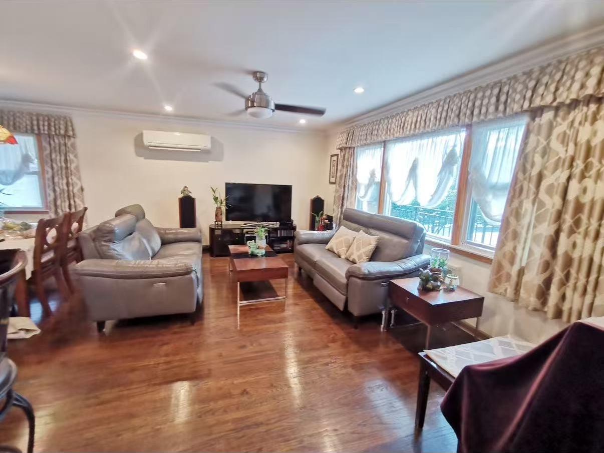 Single Family 167th Street  Queens, NY 11358, MLS-867242-2