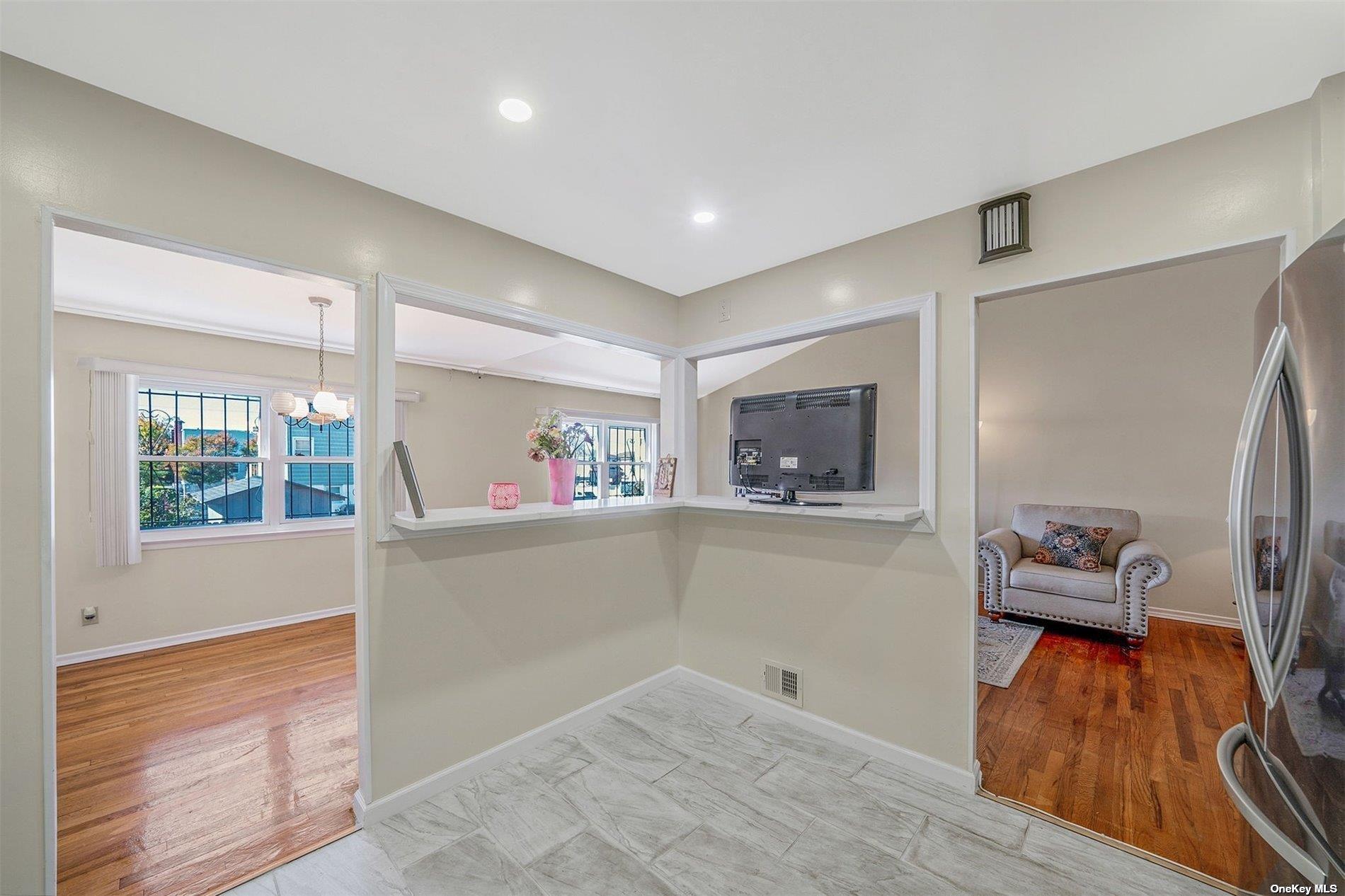 Single Family Beach 65th  Queens, NY 11692, MLS-867298-7