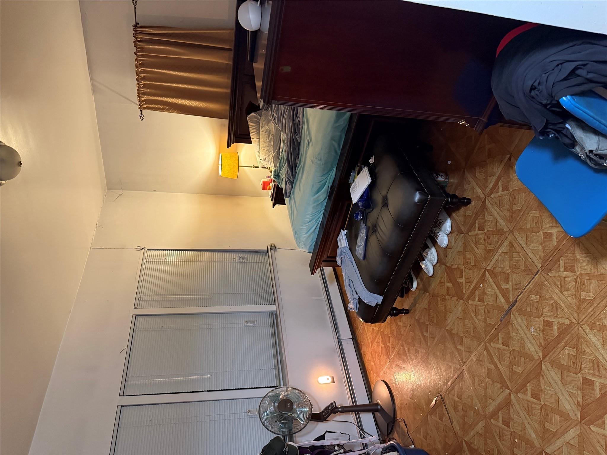Single Family 201st  Bronx, NY 10458, MLS-867316-11