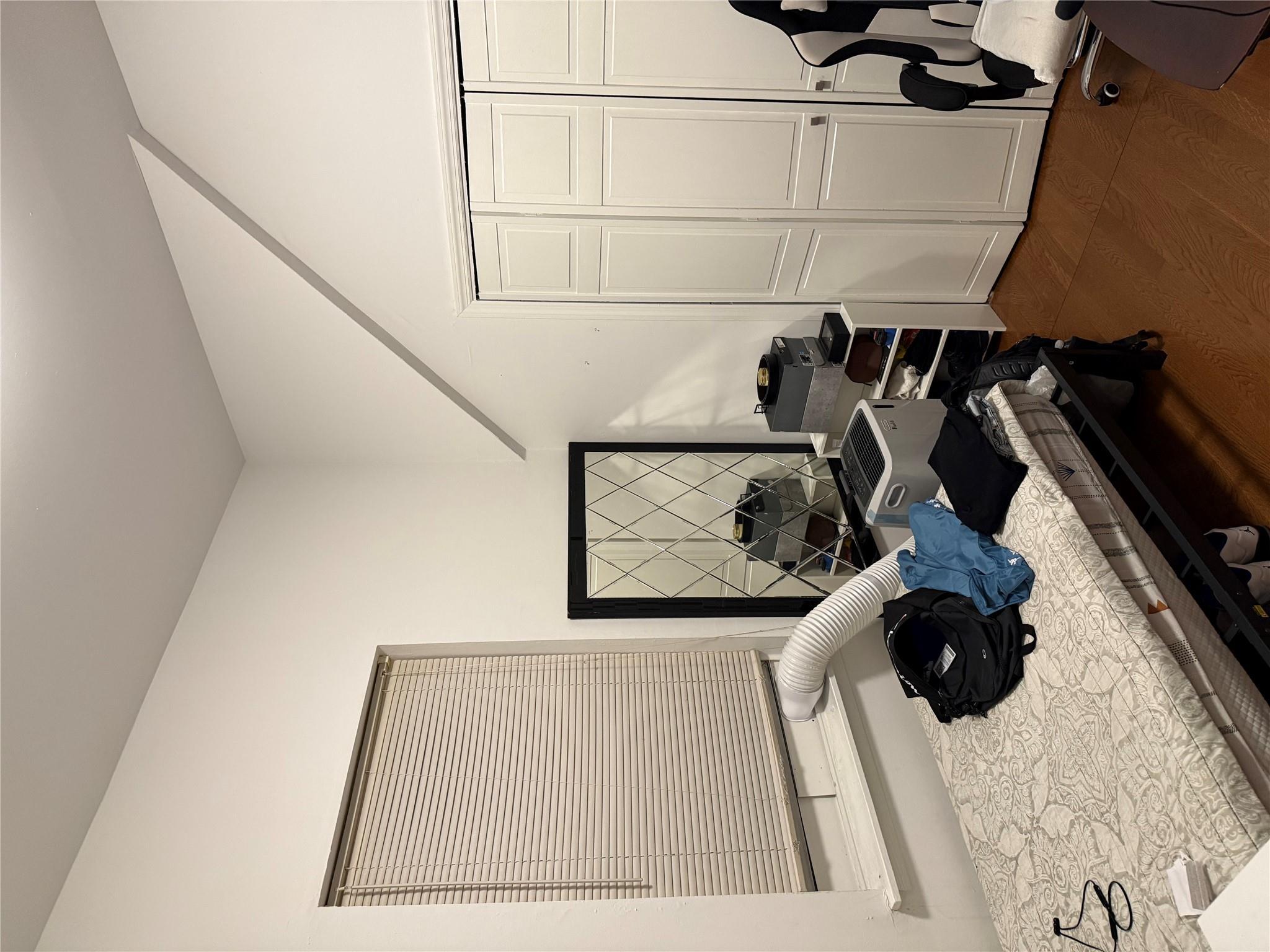 Single Family 201st  Bronx, NY 10458, MLS-867316-4