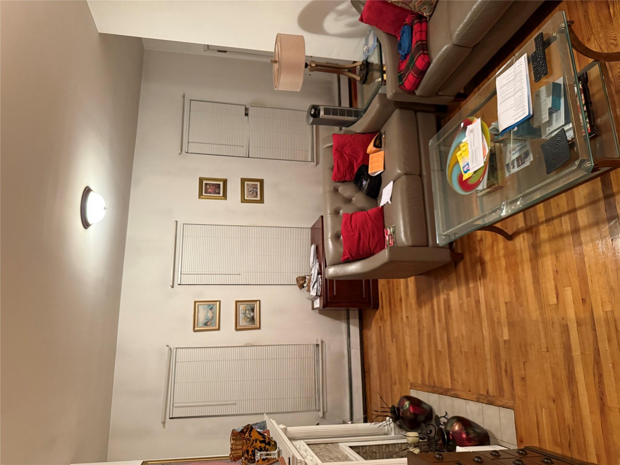 Single Family 201st  Bronx, NY 10458, MLS-867316-6