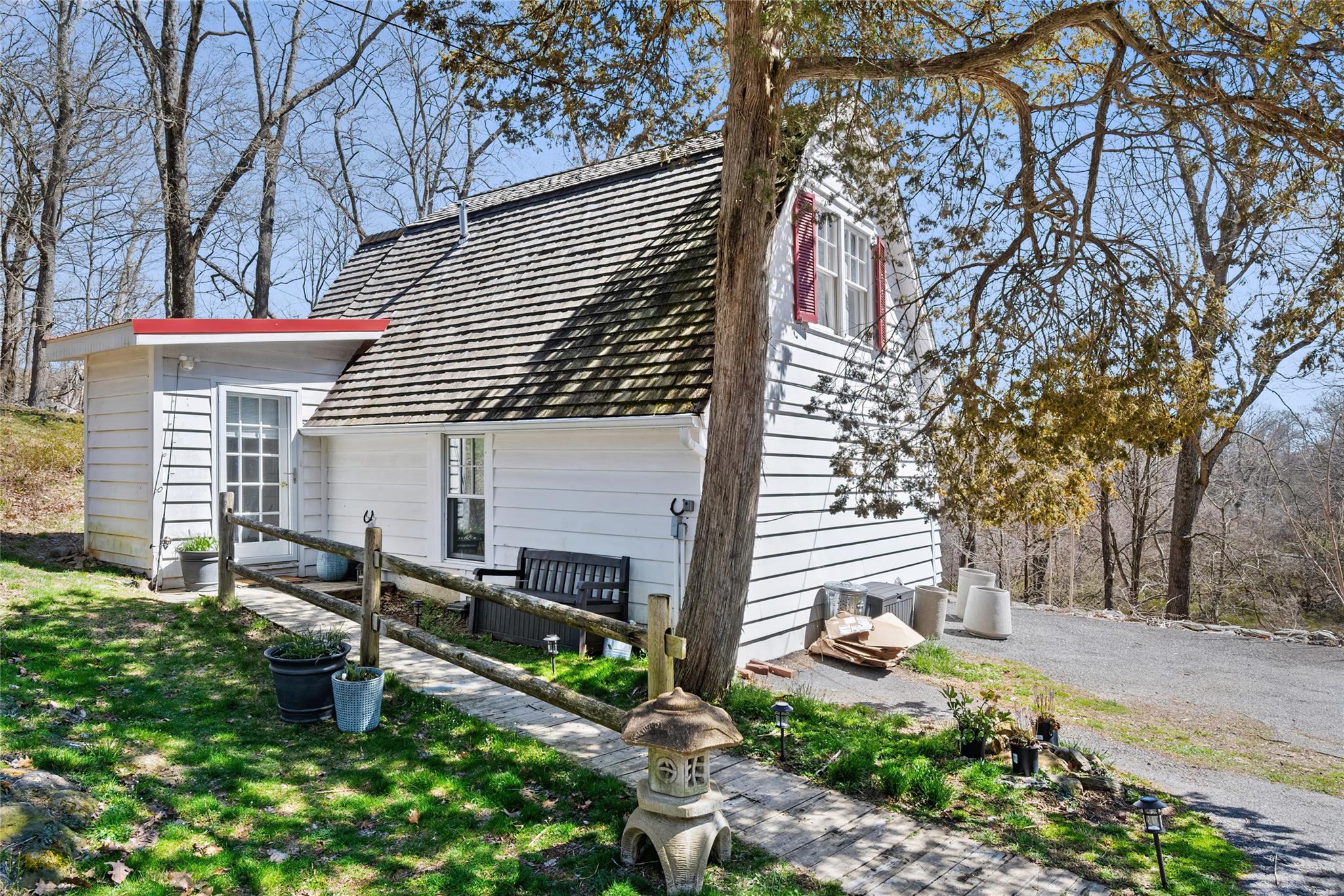 Single Family Goldens Bridge  Westchester County, NY 10536, MLS-867318-31