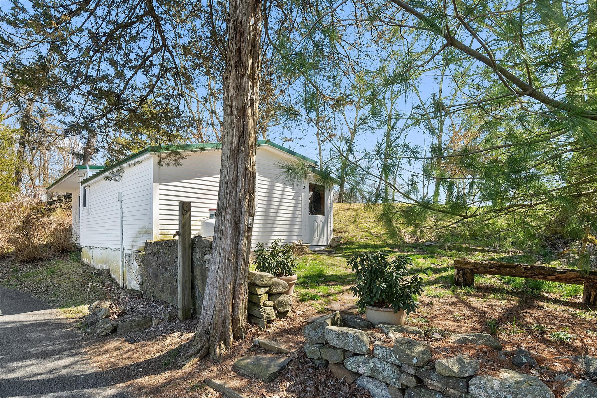 Single Family Goldens Bridge  Westchester County, NY 10536, MLS-867318-37