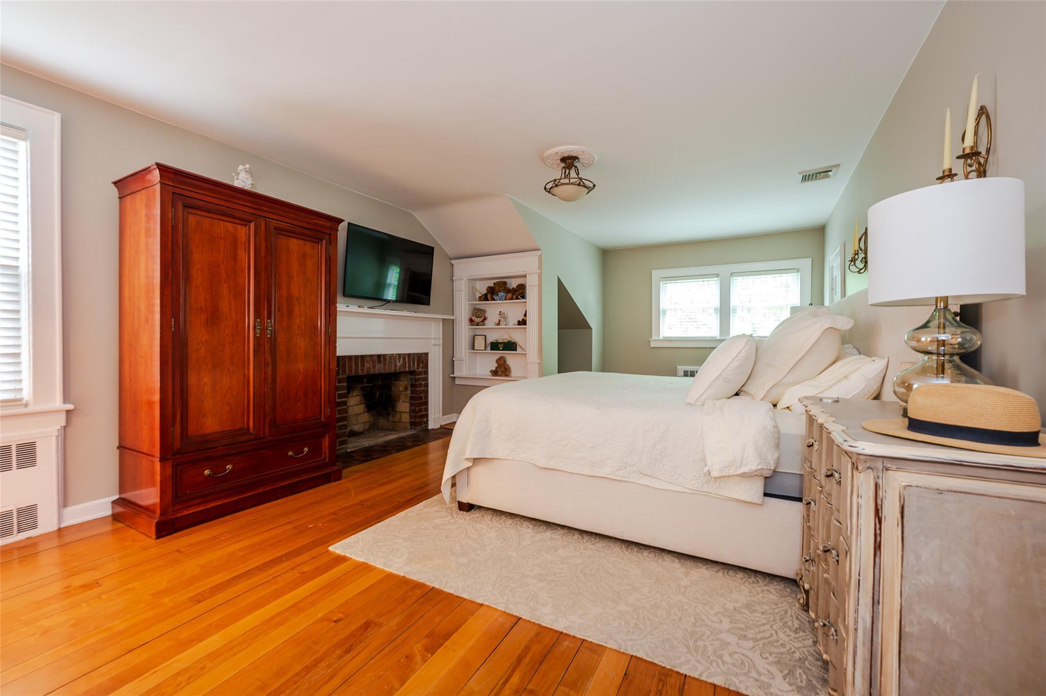 Single Family Loines  Nassau County, NY 11566, MLS-867319-15