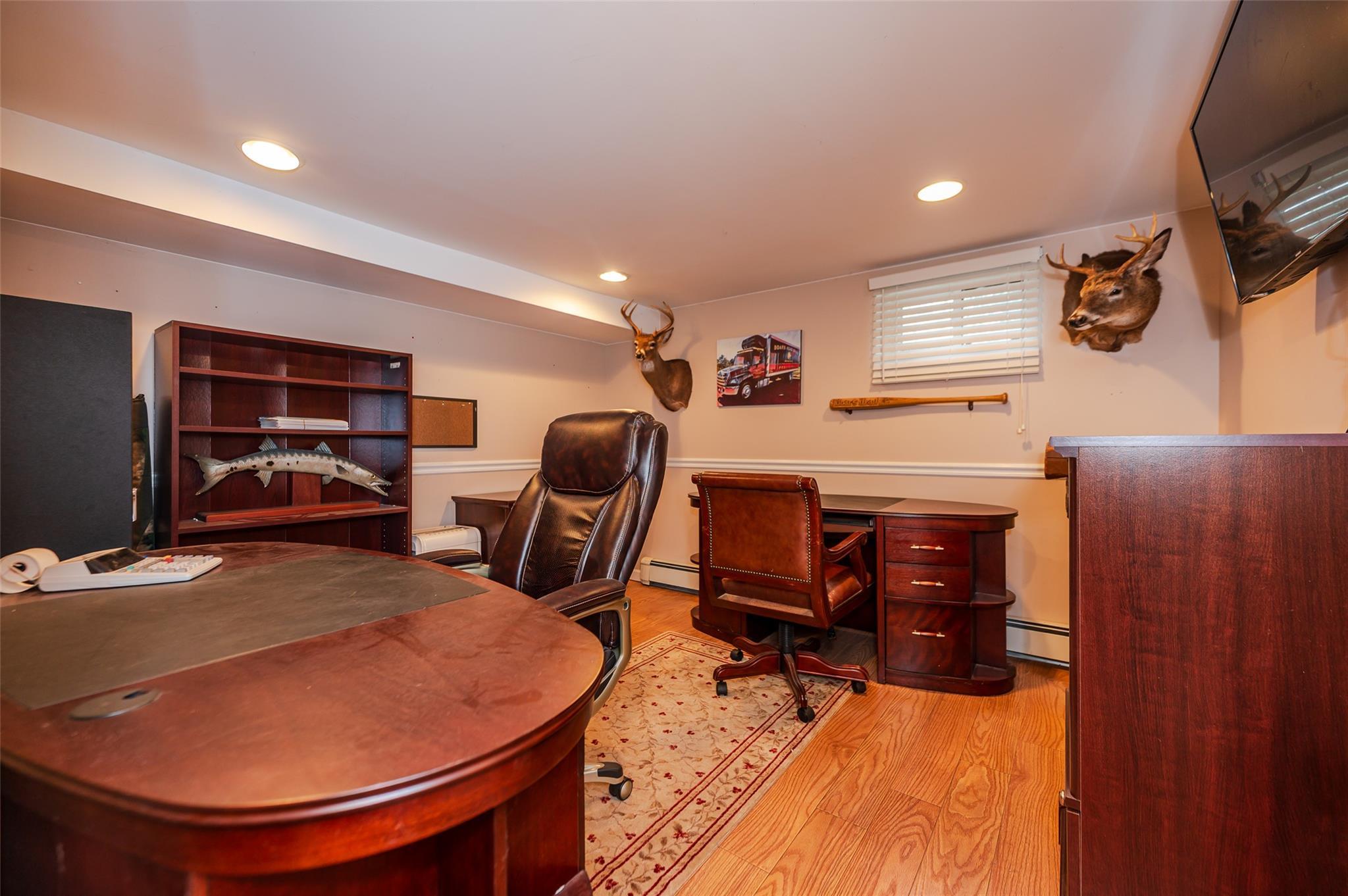 Single Family Loines  Nassau County, NY 11566, MLS-867319-23