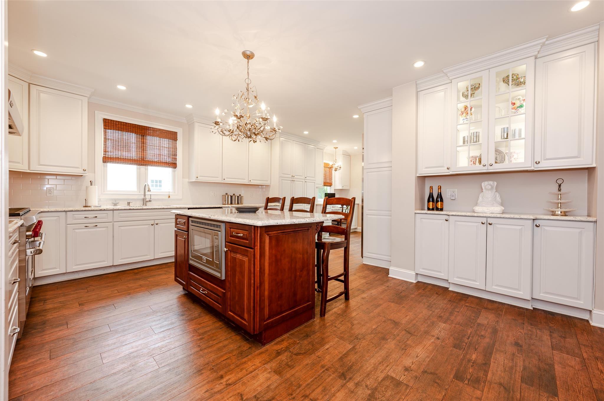 Single Family Loines  Nassau County, NY 11566, MLS-867319-4